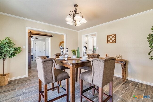 Foto del edificio - 8301 Brewer Ln