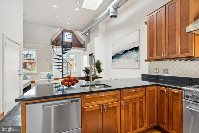 Foto del edificio - 1704 19th St NW