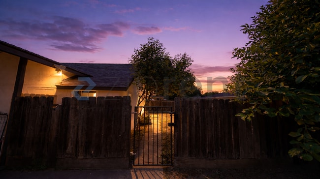 Foto del edificio - 3634 E Madison Ave