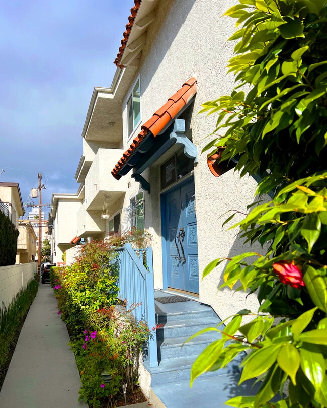 Foto del edificio - 1246 Brockton Ave