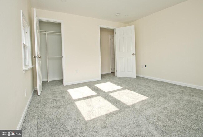 Foto del edificio - 2530 Chestnut Ave