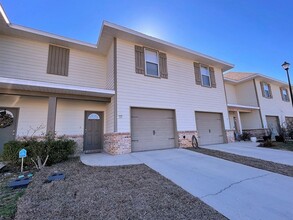 Building Photo - 505 Arbor Lake Dr