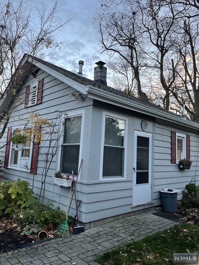 Building Photo - 116 Hawthorne Ave