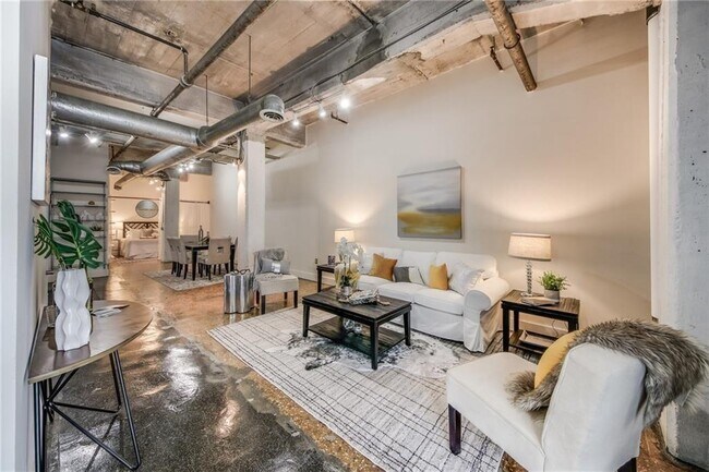 Foto del edificio - 659 Auburn Ave NE