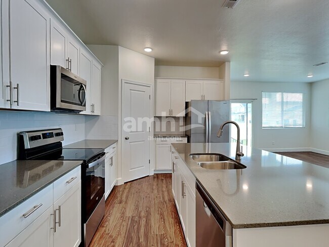 Building Photo - 2705 W 3290 S