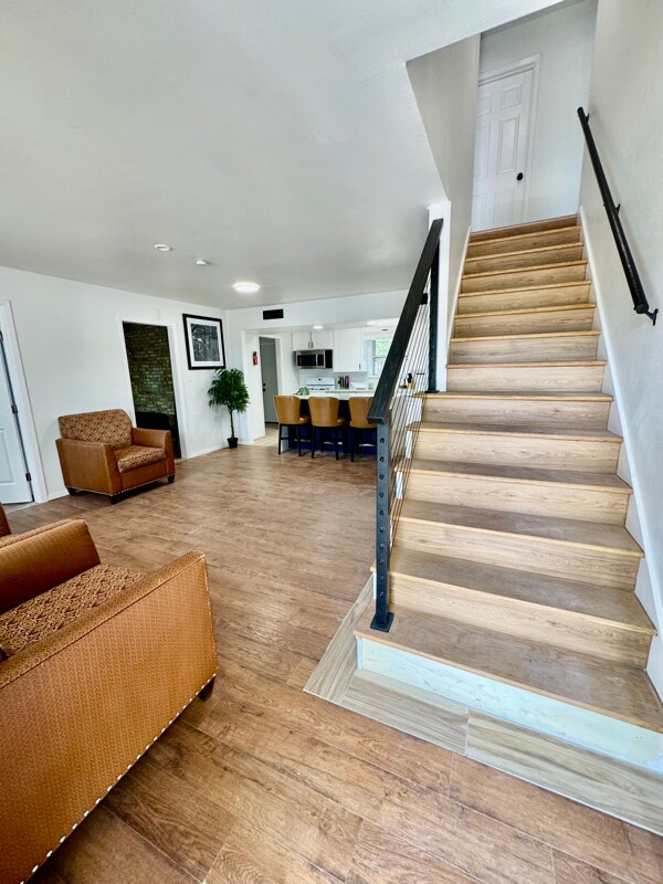 Foto principal - 6922 Bryn Mawr Dr