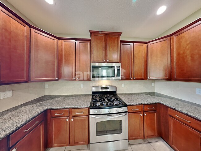 Foto del edificio - 5654 Aaron Ct