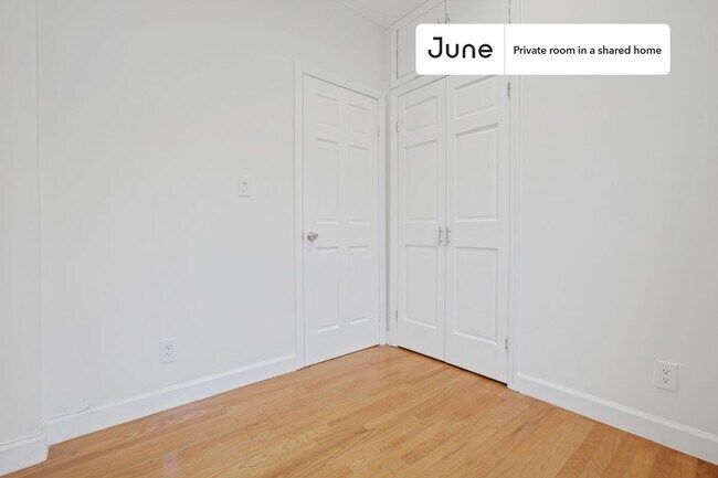 Foto del edificio - Room in Shared 4 bed/1 bath home