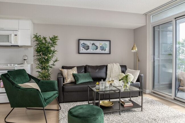 Building Photo - 168 Dan Leckie Way