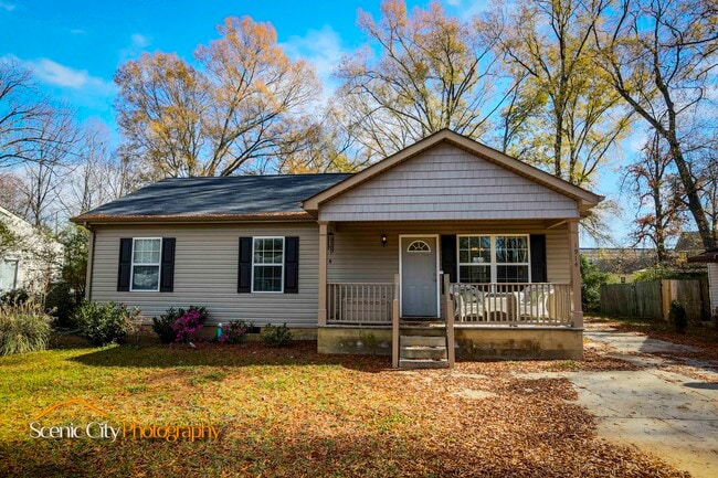 Photo - 1914 Dupont St House