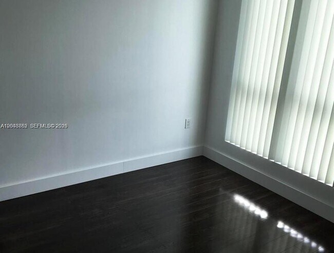 Foto del edificio - 9066 SW 73rd Ct