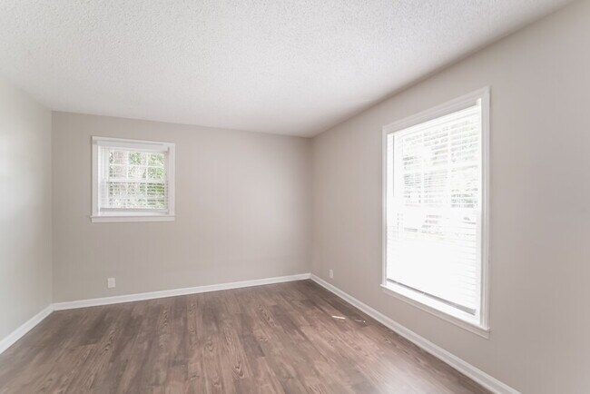 Building Photo - 515 Westham Ridge Rd