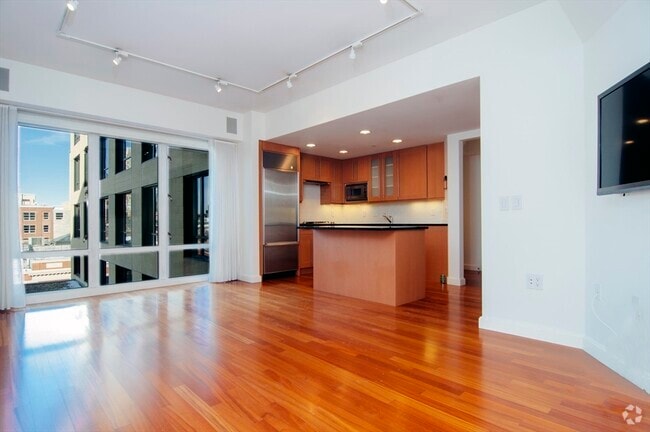 Building Photo - 505 Tremont St