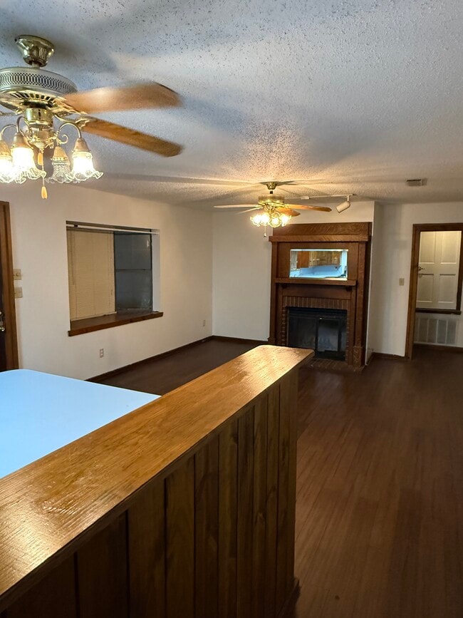 Foto del edificio - 3809 Addison Ave