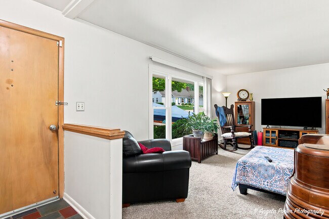 Foto del edificio - 303 Ridge St
