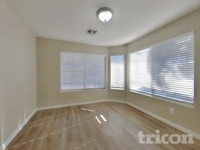 Foto del edificio - 7437 W Elwood St