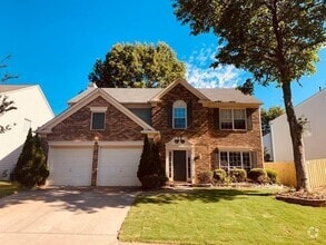 Building Photo - 1060 Lyndhurst Way