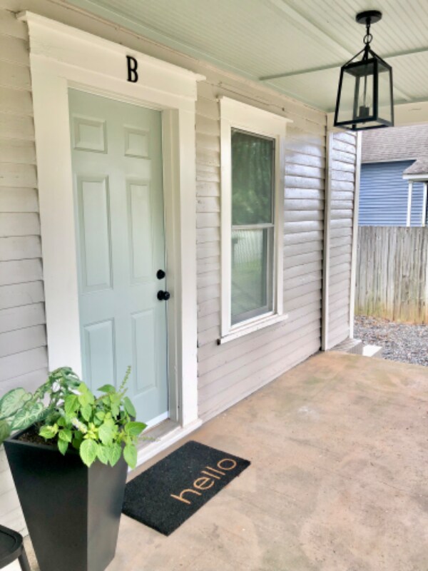 Foto principal - 702 Radford St