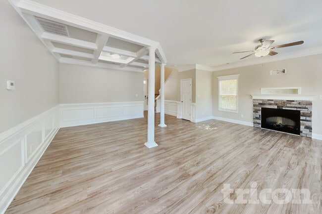 Building Photo - 401 Bruce Johnson Rd