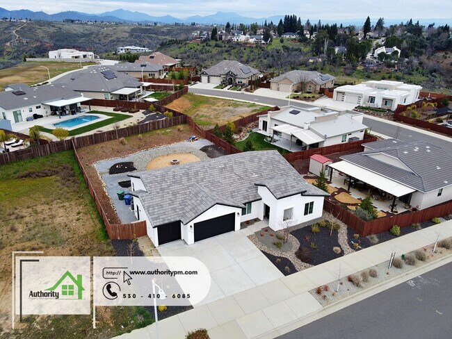 Building Photo - 4122 Haleakala Ave.  Landscaping and Pest ...