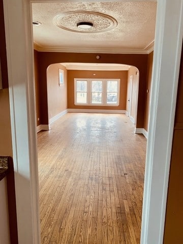 Building Photo - 538 E 154th Pl