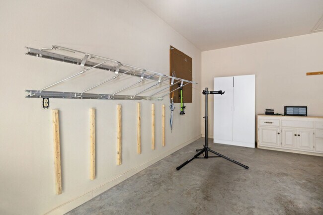 Building Photo - 4 Sibsey Cir