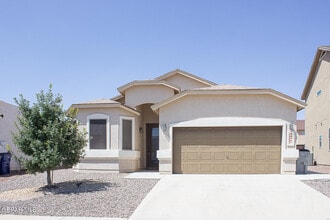 Building Photo - 3705 Loma Dante