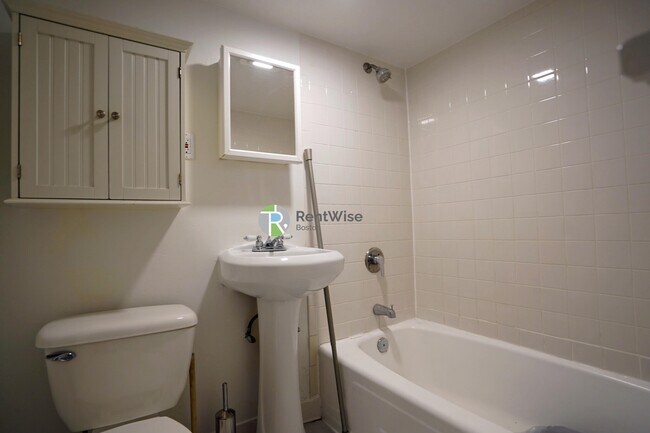 Foto del edificio - 529 Beacon St