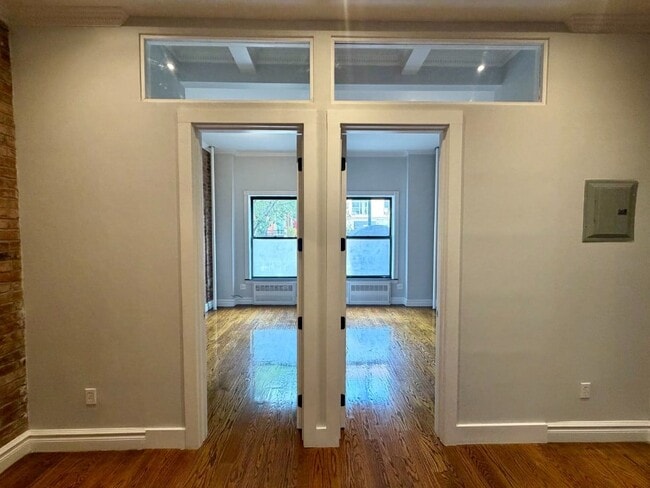 Building Photo - 232 W 14th St