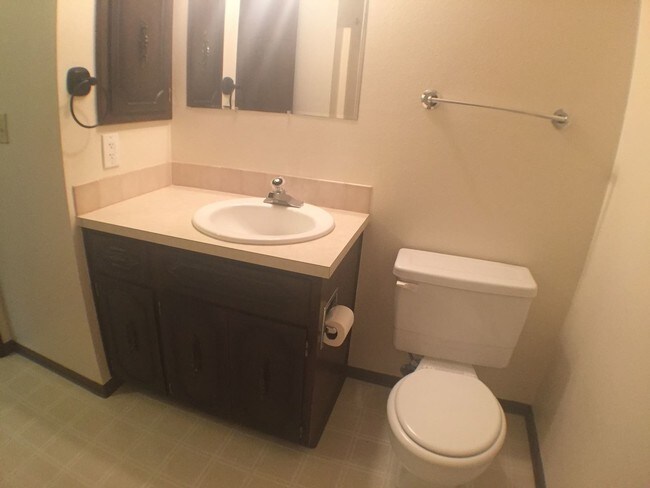 Foto del edificio - 2 br, 1 bath House - 3482 A Redwing Trail