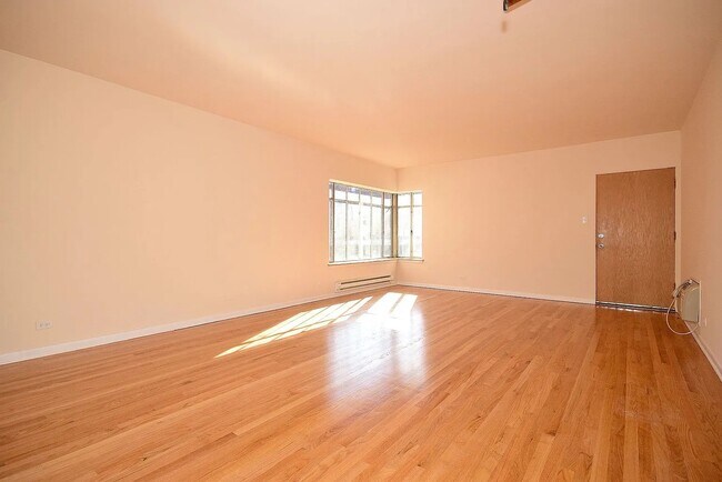 Foto del edificio - 71 Forest Ave
