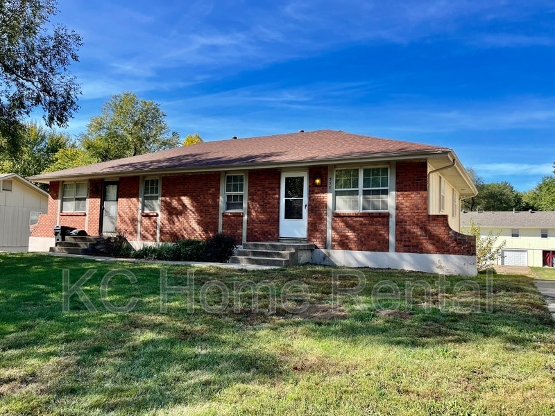 338 N Gilbert St, Independence, MO 64056 Condo for Rent in