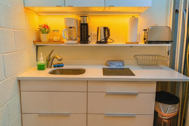 Foto del edificio - 6416 22nd Rd N