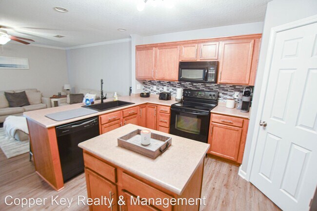 Foto del edificio - 2 br, 2.5 bath House - 120 Alexander Boule...