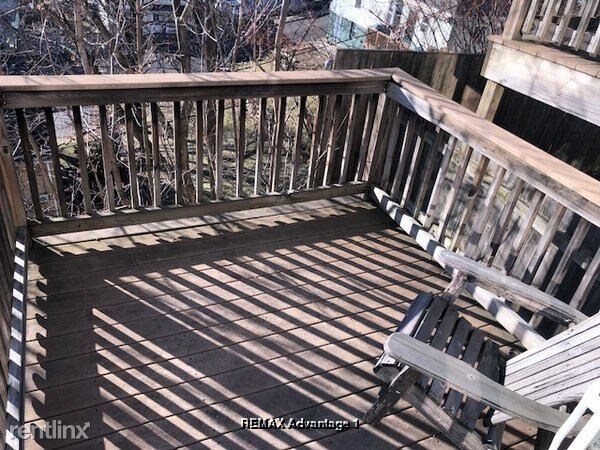 Building Photo - 2 br, 2.5 bath Townhome - 23 Johnson St
