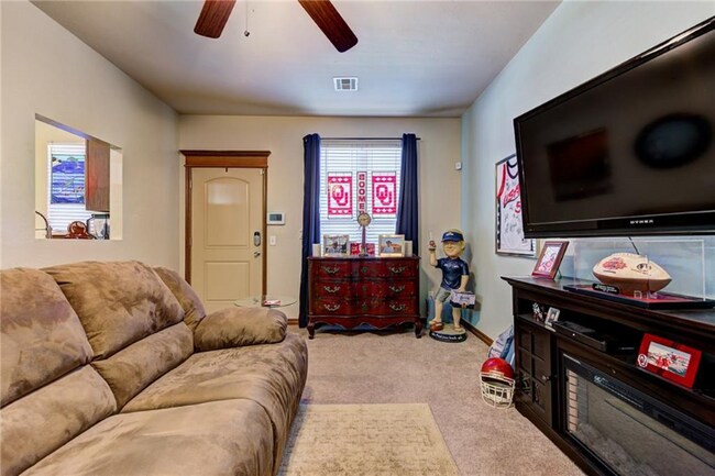 Foto del edificio - 1812 E Alameda St