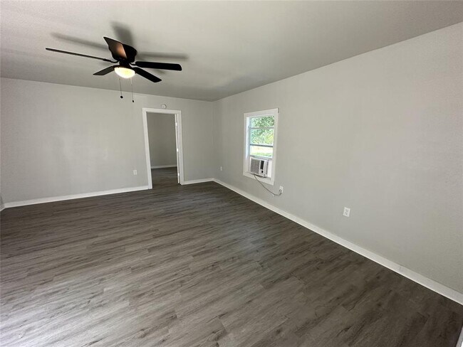 Foto del edificio - 622 Scarbrough St