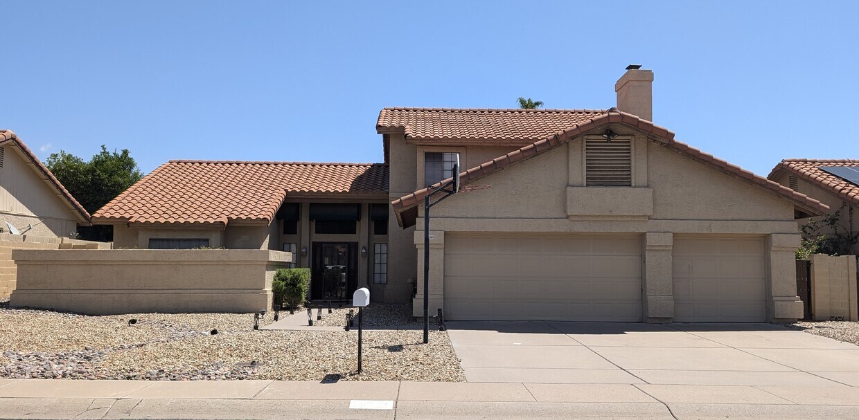 Primary Photo - 17407 N 56th Pl