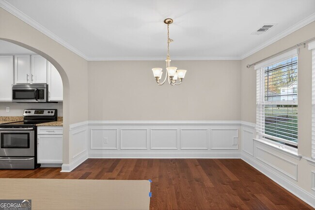 Foto del edificio - 5845 Garden Cir