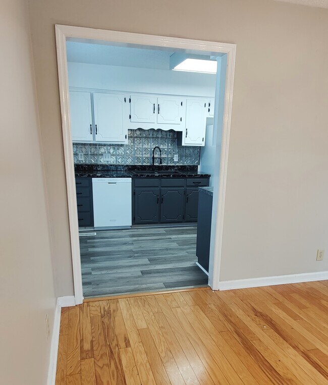 Foto del edificio - 1148 Dawnwood Dr