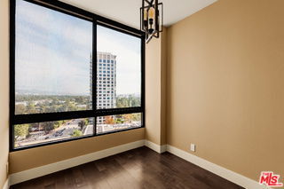 Building Photo - 10350 Wilshire Blvd