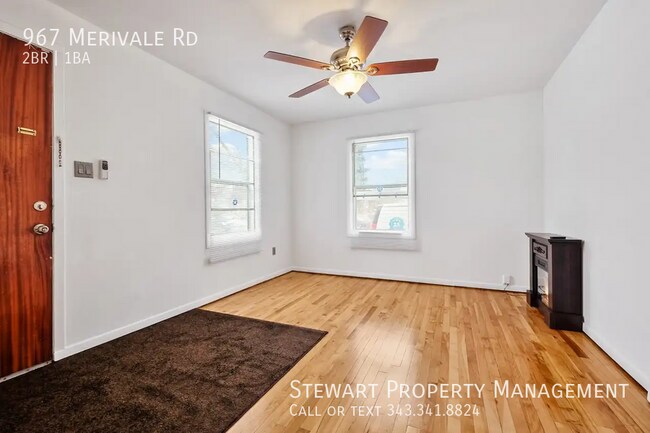 Photo du bâtiment - 967 Merivale Rd