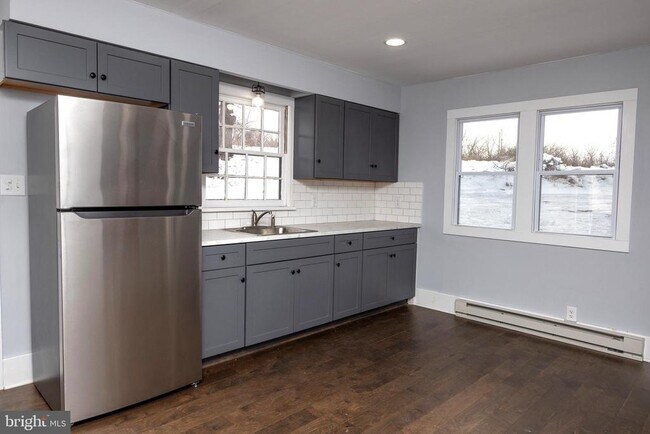 Foto del edificio - 6192 Lower York Rd