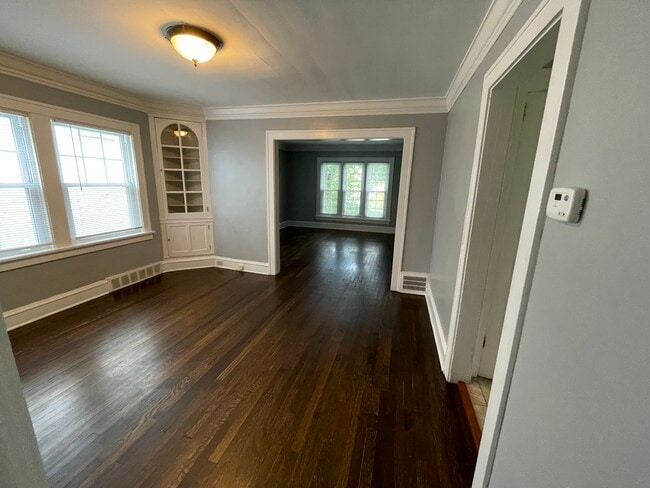 Building Photo - 3562 Riedham Rd