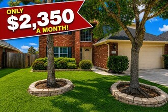 Building Photo - 24511 Hampton Lakes Dr