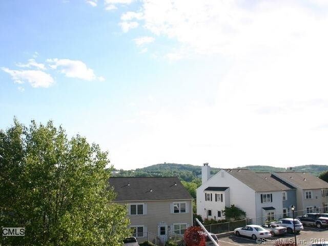 Foto del edificio - 55 Mill Plain Rd
