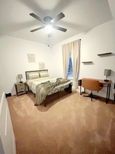 Building Photo - 13926 Bella Donna