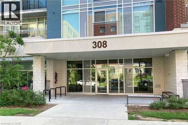 Building Photo - 308 Lester St