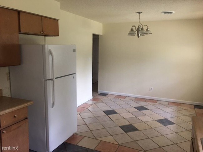 Foto del edificio - 3 br, 2 bath House - 17 30th St