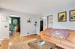 Foto del edificio - 839 Elmwood Ave